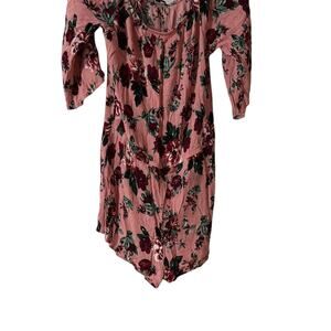 Ambiance Women's Size Large Pink floral romper with 3/4 sleeves